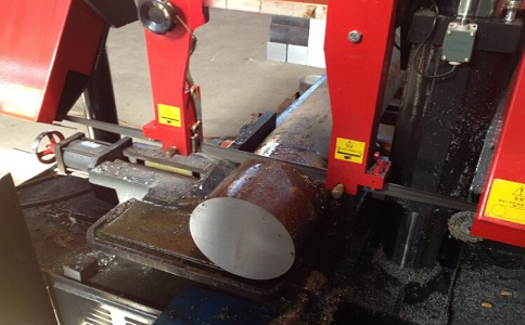 纳溪卧式带锯床加工时出现明显振荡如何排查？